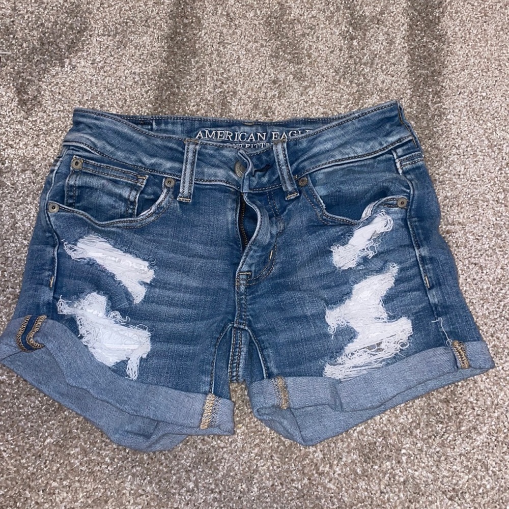 American Eagle size 2 Jean shorts barely worn